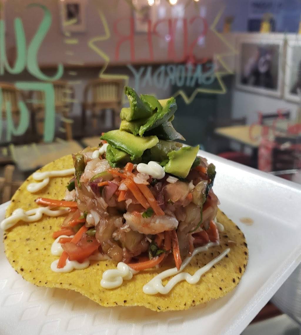 Clamatos La Cruda | restaurant | 2822 N 32nd St, Phoenix, AZ 85008, USA | 6025457741 OR +1 602-545-7741