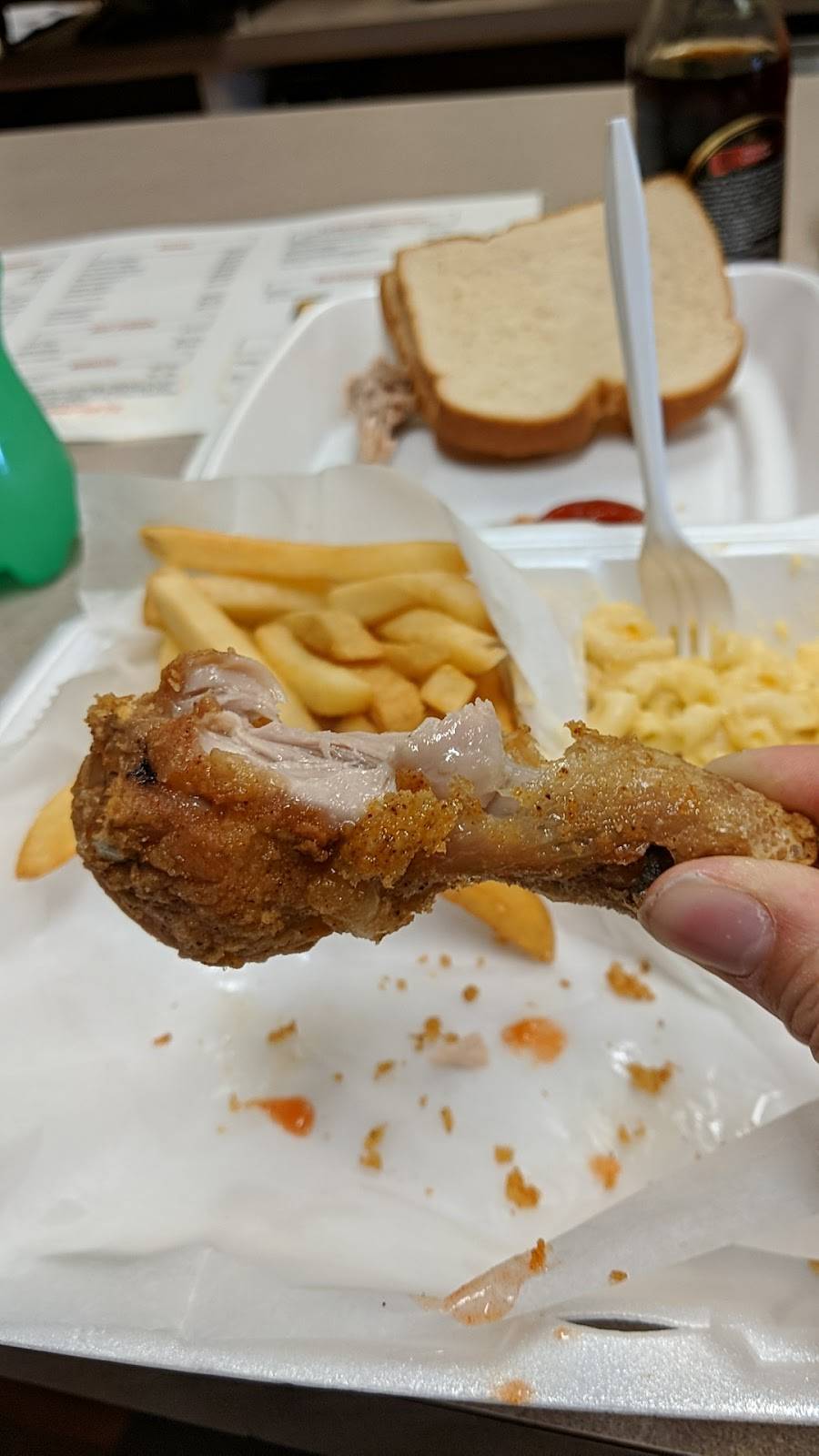 Mo Ps Chicken & Fish | meal takeaway | 2071 Golfside Rd, Ypsilanti, MI 48197, USA | 7343403972 OR +1 734-340-3972