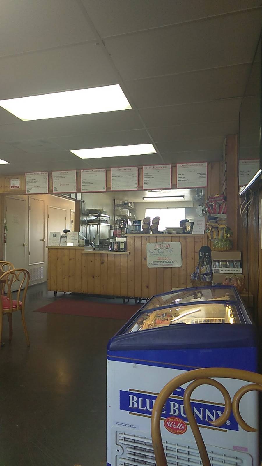 Berges Sandwiches | restaurant | 3222, 1044 Foothill Blvd, La Cañada Flintridge, CA 91011, USA | 8187902422 OR +1 818-790-2422