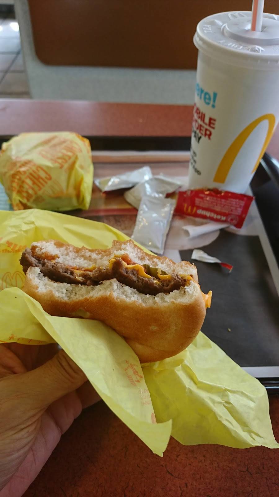 McDonalds | cafe | 345 Bayshore Blvd, San Francisco, CA 94124, USA | 4158212565 OR +1 415-821-2565