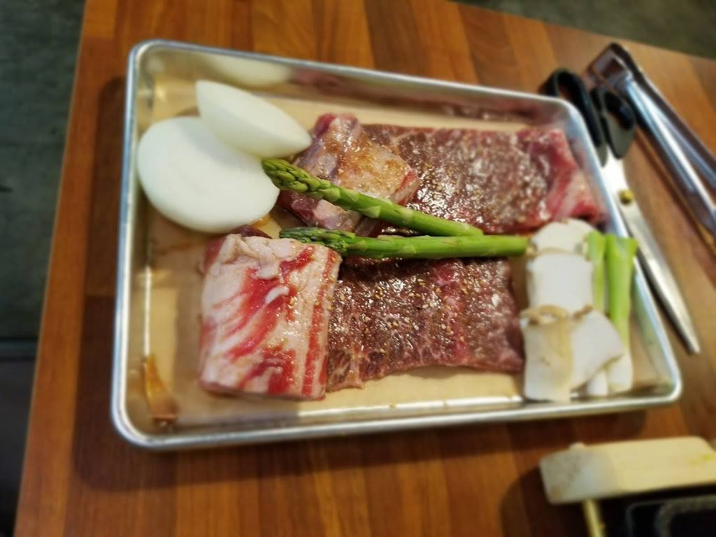 Son Of A Butcher | restaurant | 2236 Eastlake Ave E, Seattle, WA 98102, USA | 2069466574 OR +1 206-946-6574