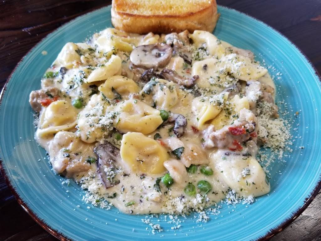 Gigi Italian Bistro | restaurant | 4959 Pan American Fwy NE unit a, Albuquerque, NM 87109, USA | 5055884444 OR +1 505-588-4444