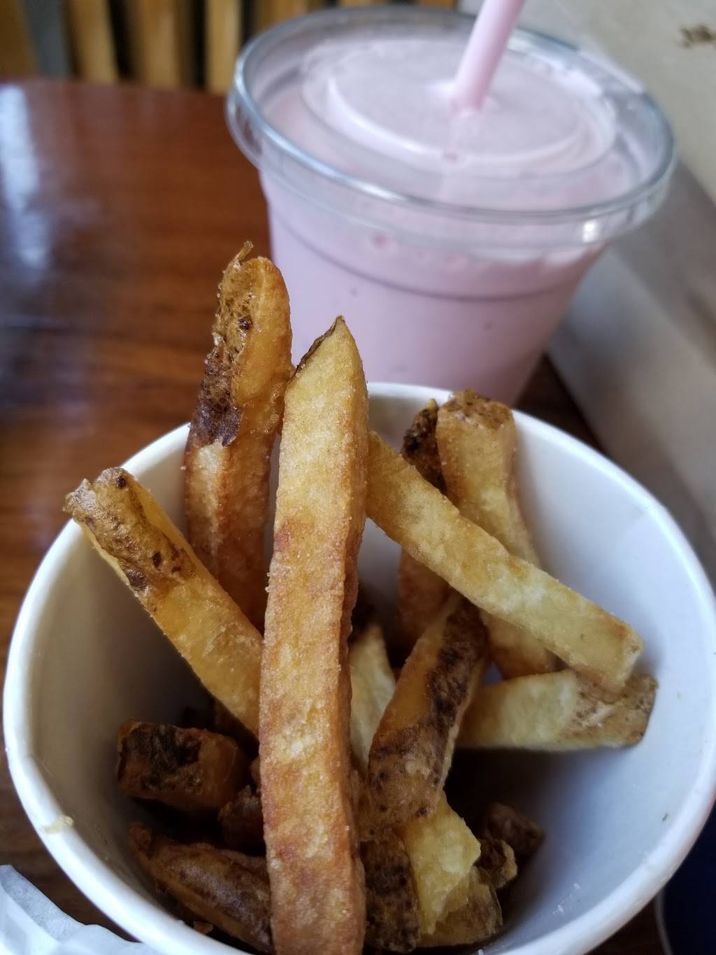 Nancy Jos Burgers and Fries | restaurant | 4550 Commercial St SE, Salem, OR 97302, USA | 5039915037 OR +1 503-991-5037