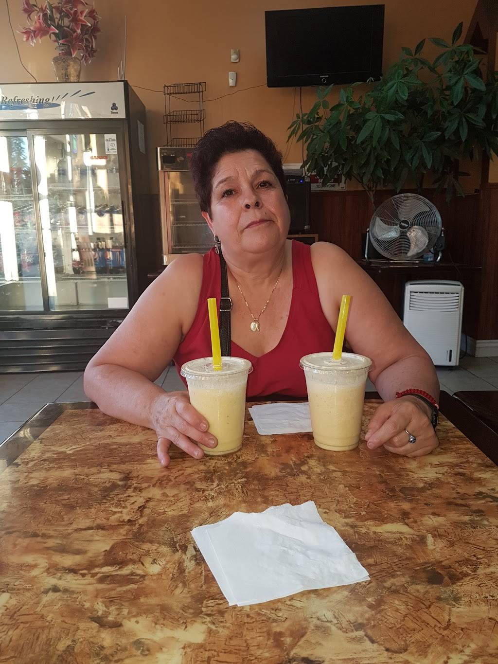 Mama Rosas Pizza | restaurant | 16392 E 14th St, San Leandro, CA 94578, USA | 5102787000 OR +1 510-278-7000