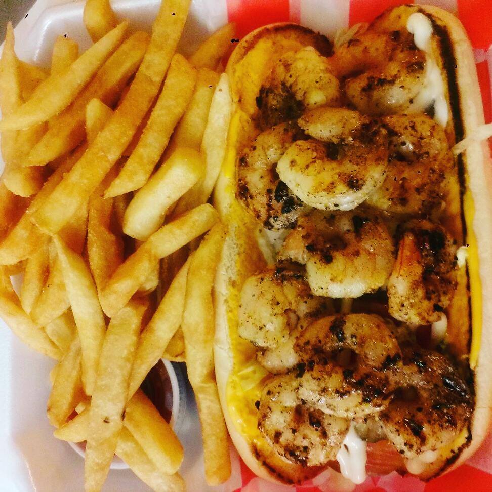 Sams Cafe | restaurant | 103 Cunningham St, Terry, MS 39170, USA | 6015402860 OR +1 601-540-2860