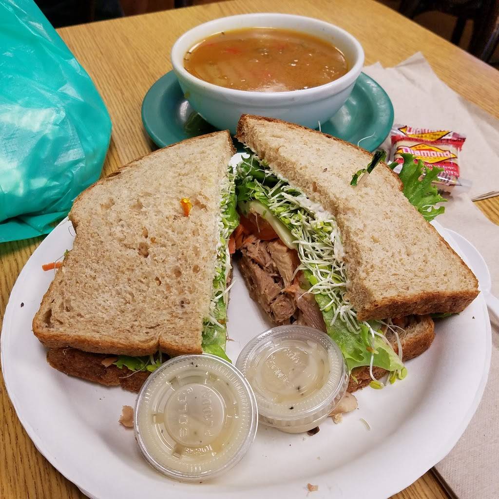 Andys Sandwiches & Smoothies | restaurant | 2904 E Manoa Rd, Honolulu, HI 96822, USA | 8089886161 OR +1 808-988-6161