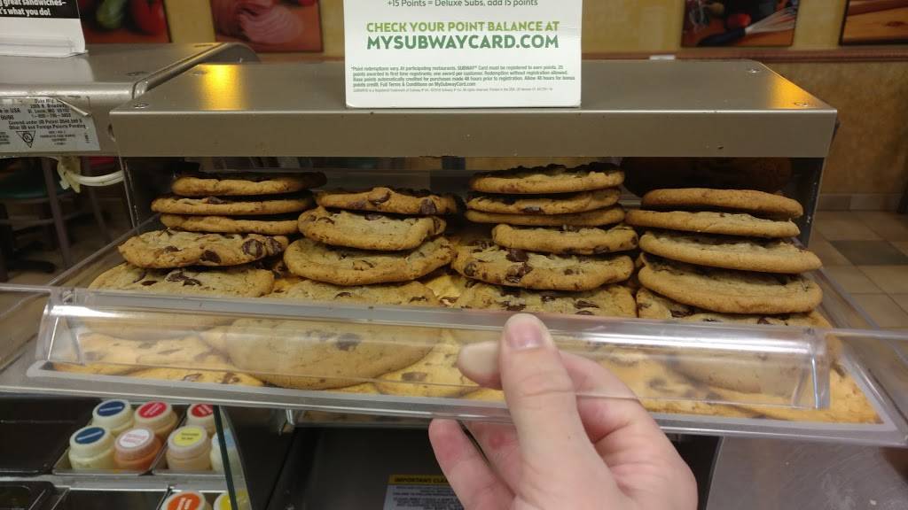 Subway Restaurants | restaurant | 3040 W Camp Wisdom Rd Ste 110, Arlington, TX 76002, USA | 9726411115 OR +1 972-641-1115