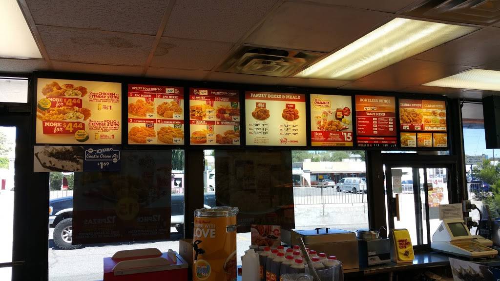 Churchs Chicken | restaurant | 546 N Grand Ave, Nogales, AZ 85621, USA | 5202873151 OR +1 520-287-3151