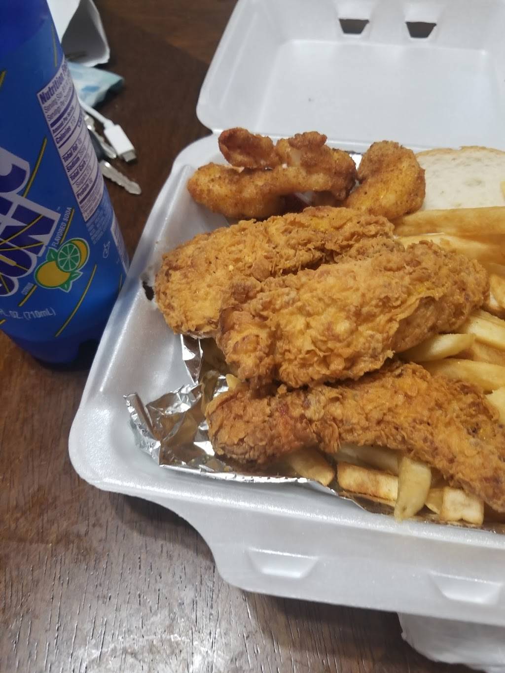 4 Brothers Chicken & Fish | restaurant | 1975 Madison Ave SE, Grand Rapids, MI 49507, USA | 6162453386 OR +1 616-245-3386