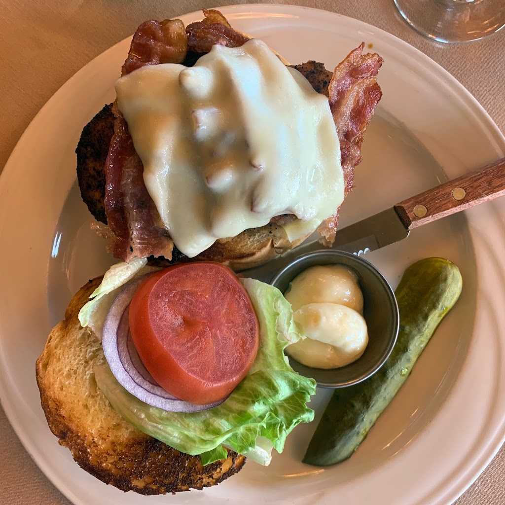 Silver Fox Steakhouse | restaurant | 3422 Energy Ln, Casper, WY 82604, USA | 3072353000 OR +1 307-235-3000