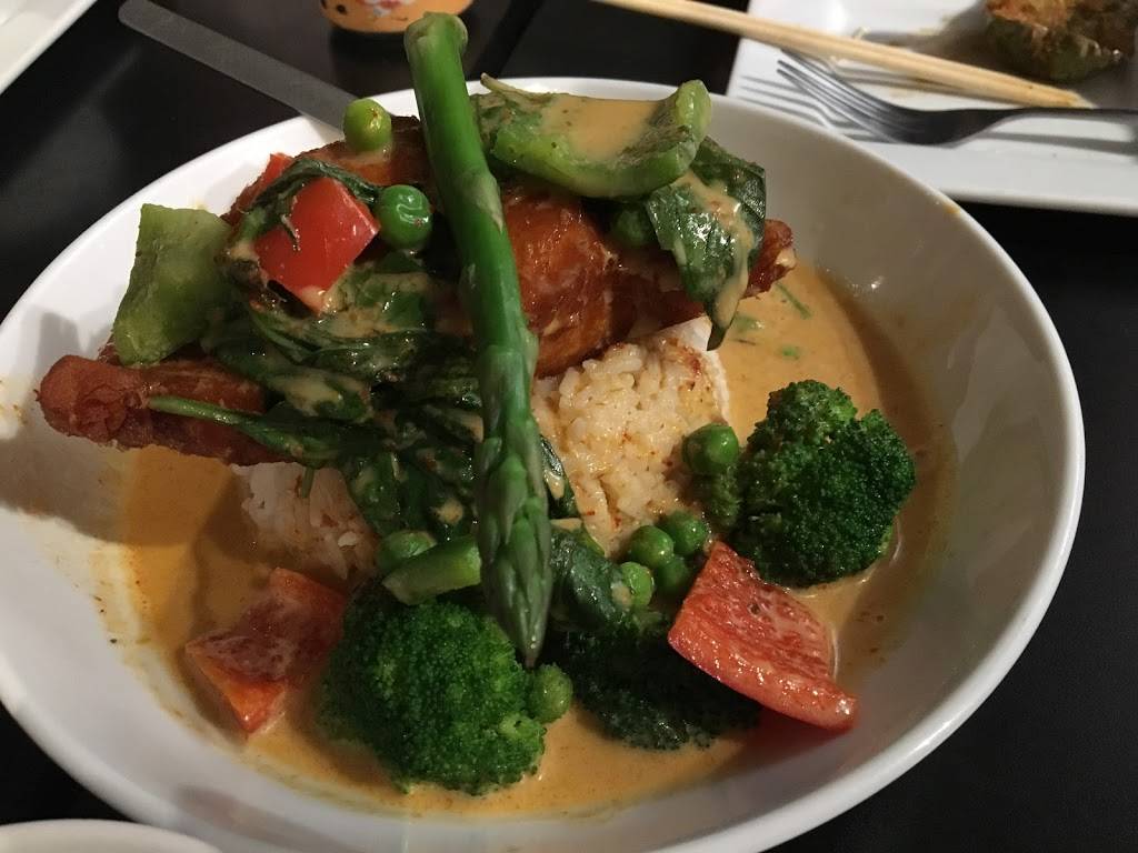 Me Dee Cafe | cafe | 4805 N Damen Ave, Chicago, IL 60625, USA | 7739894444 OR +1 773-989-4444