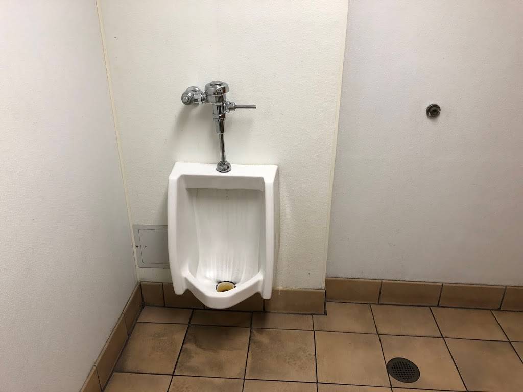 Subway | restaurant | 3006 A, Ming Ave, Bakersfield, CA 93304, USA | 6618362781 OR +1 661-836-2781