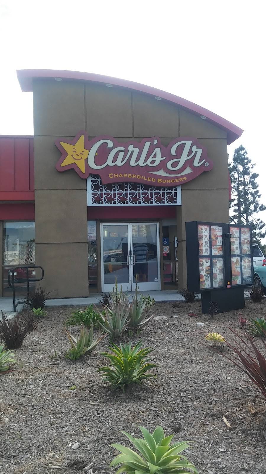 Carls Jr. | restaurant | 6882 Warner Ave, Huntington Beach, CA 92647, USA | 7148427666 OR +1 714-842-7666