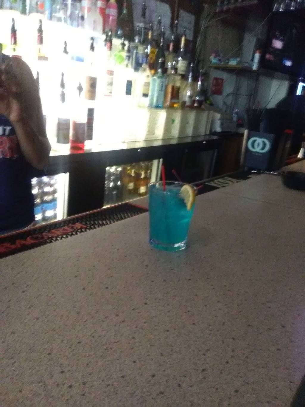 Keynote Lounge | restaurant | 18437 Conant St, Detroit, MI 48234, USA | 3134594157 OR +1 313-459-4157