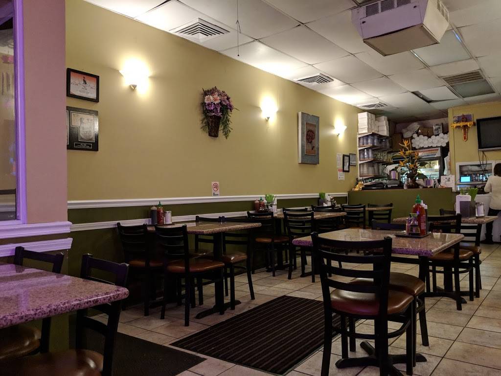 Pho 888 | restaurant | 1137 W Argyle St, Chicago, IL 60640, USA | 7739078838 OR +1 773-907-8838