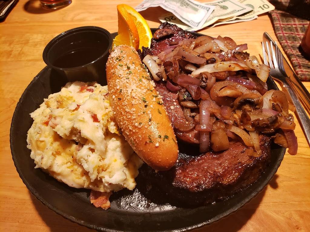 Sand Trap Bar & Grill | restaurant | N8785 Golf Course Rd, Phillips, WI 54555, USA | 7153393600 OR +1 715-339-3600