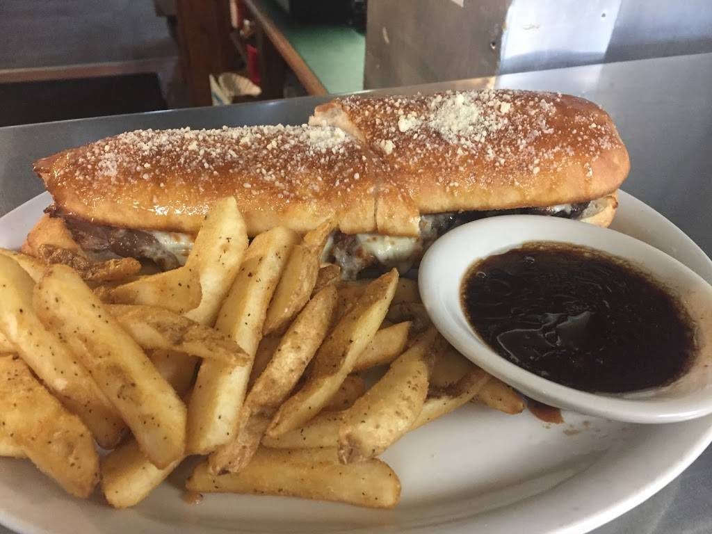 Elis Bar and Grille | restaurant | 302 N Main St, Hudson, IN 46747, USA | 2605873377 OR +1 260-587-3377