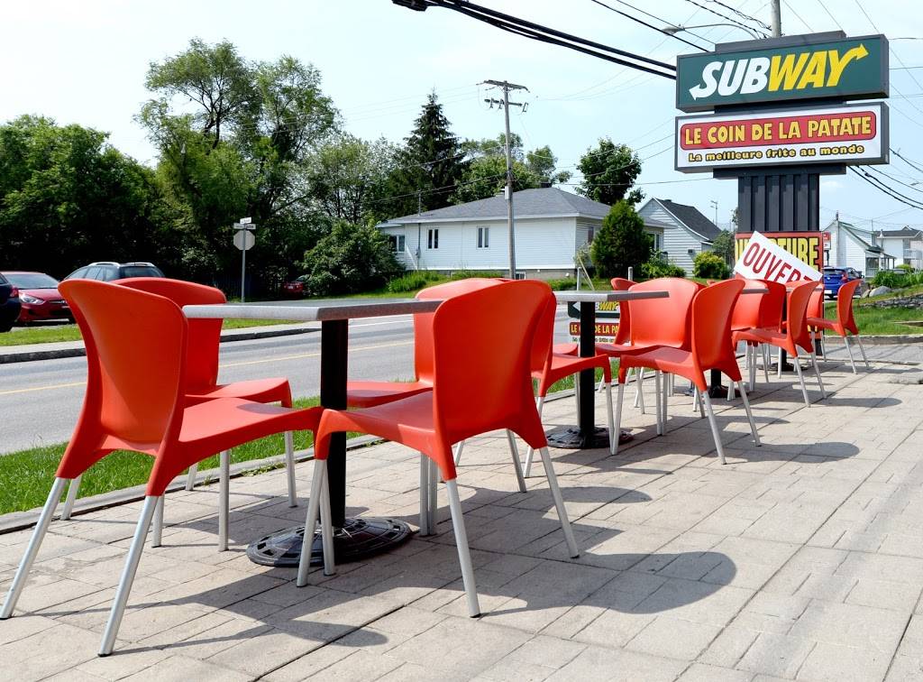 Le Coin de la Patate | meal takeaway | 1974 Rue de la Faune, Québec, QC G3E 1L5, Canada | 4189156844 OR +1 418-915-6844