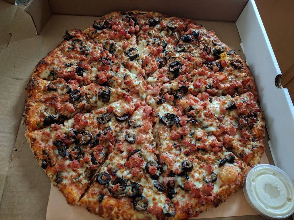 City South Pizza | restaurant | 7700 Hurontario St, Brampton, ON L6Y 4M3, Canada | 9054575557 OR +1 905-457-5557