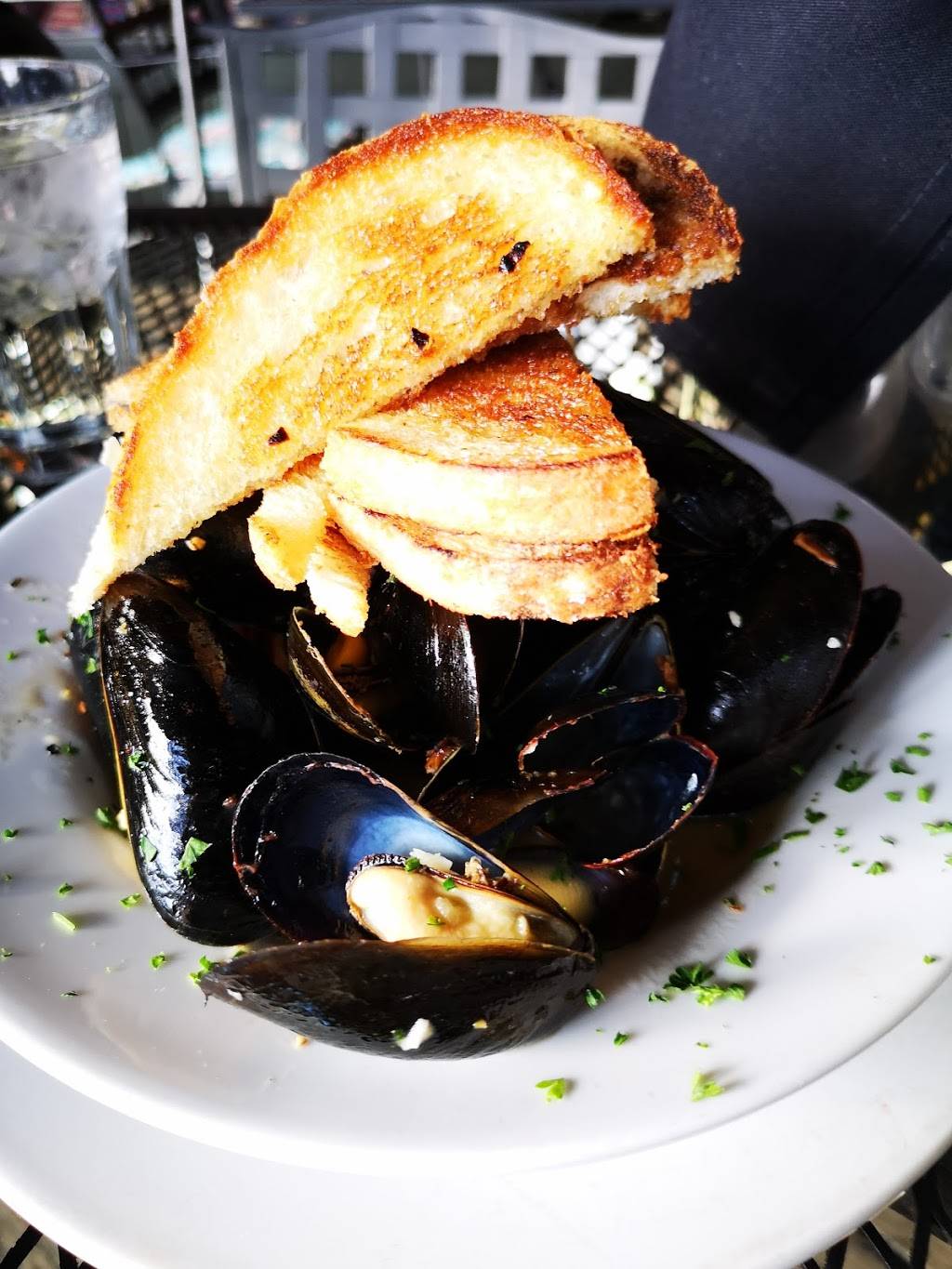 The Yellow Porch Restaurant | restaurant | 734 Thompson Ln, Nashville, TN 37204, USA | 6153860260 OR +1 615-386-0260