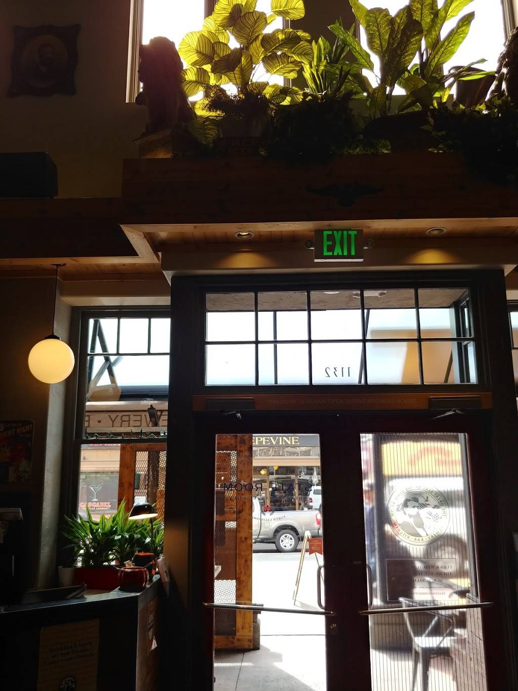 The State Room | restaurant | 1132 4th St, San Rafael, CA 94901, USA | 4152957929 OR +1 415-295-7929