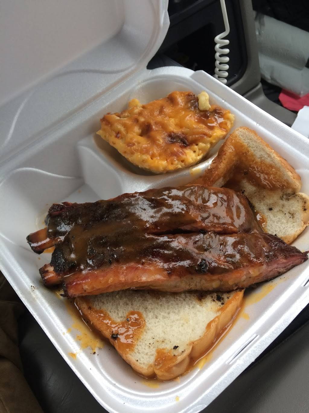 Mr. Eds Heavenly Barbecue | restaurant | 5426 Blanding Blvd, Jacksonville, FL 32210, USA | 9048749418 OR +1 904-874-9418
