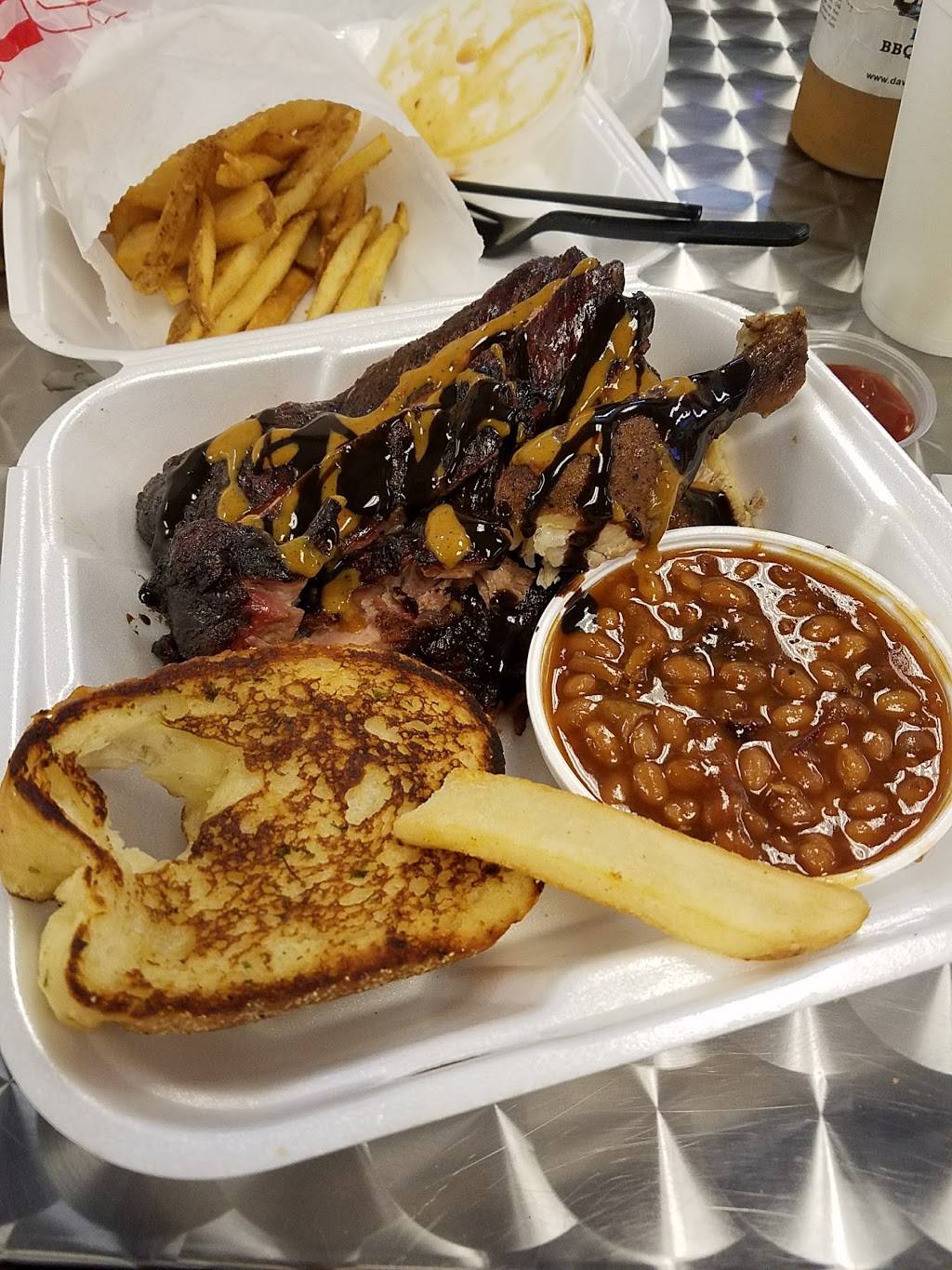 Davids Real Pit Bbq | restaurant | 5121 NW 39th Ave, Gainesville, FL 32606, USA | 3523732002 OR +1 352-373-2002