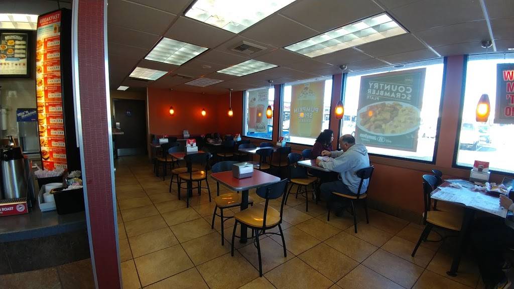 Jack in the Box | restaurant | 385 E 17th St, Costa Mesa, CA 92627, USA | 9495487047 OR +1 949-548-7047