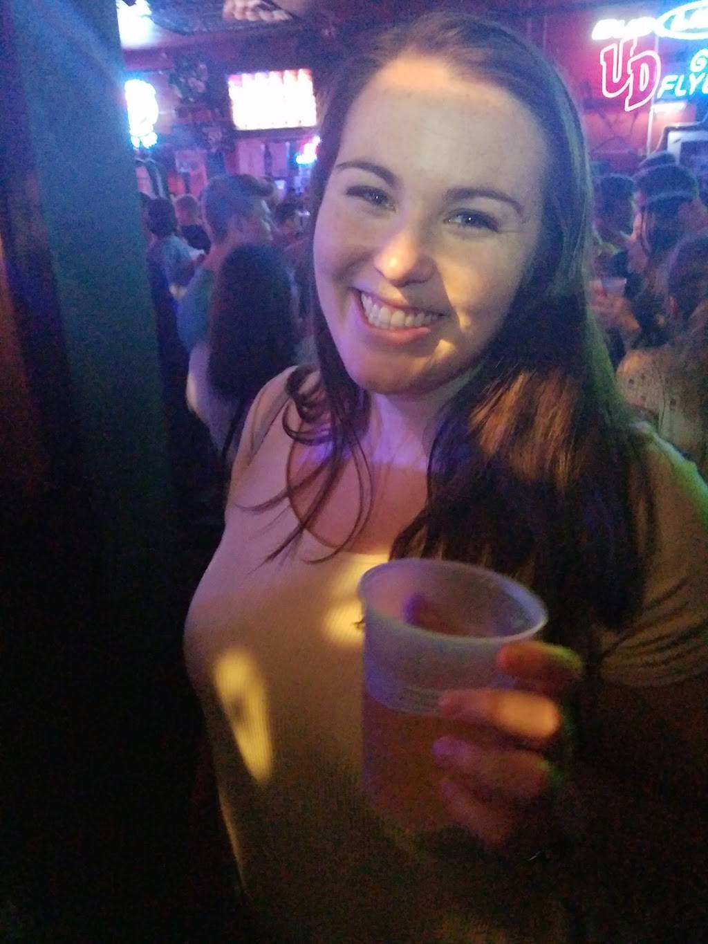 Timothys Bar | restaurant | 1818 Brown St, Dayton, OH 45409, USA | 9372227666 OR +1 937-222-7666