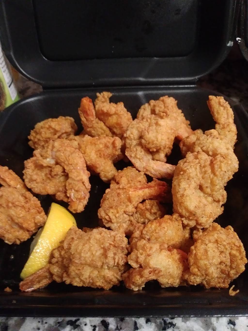 Wings Xpress | restaurant | 1911 E Bearss Ave, Tampa, FL 33613, USA | 8139714141 OR +1 813-971-4141