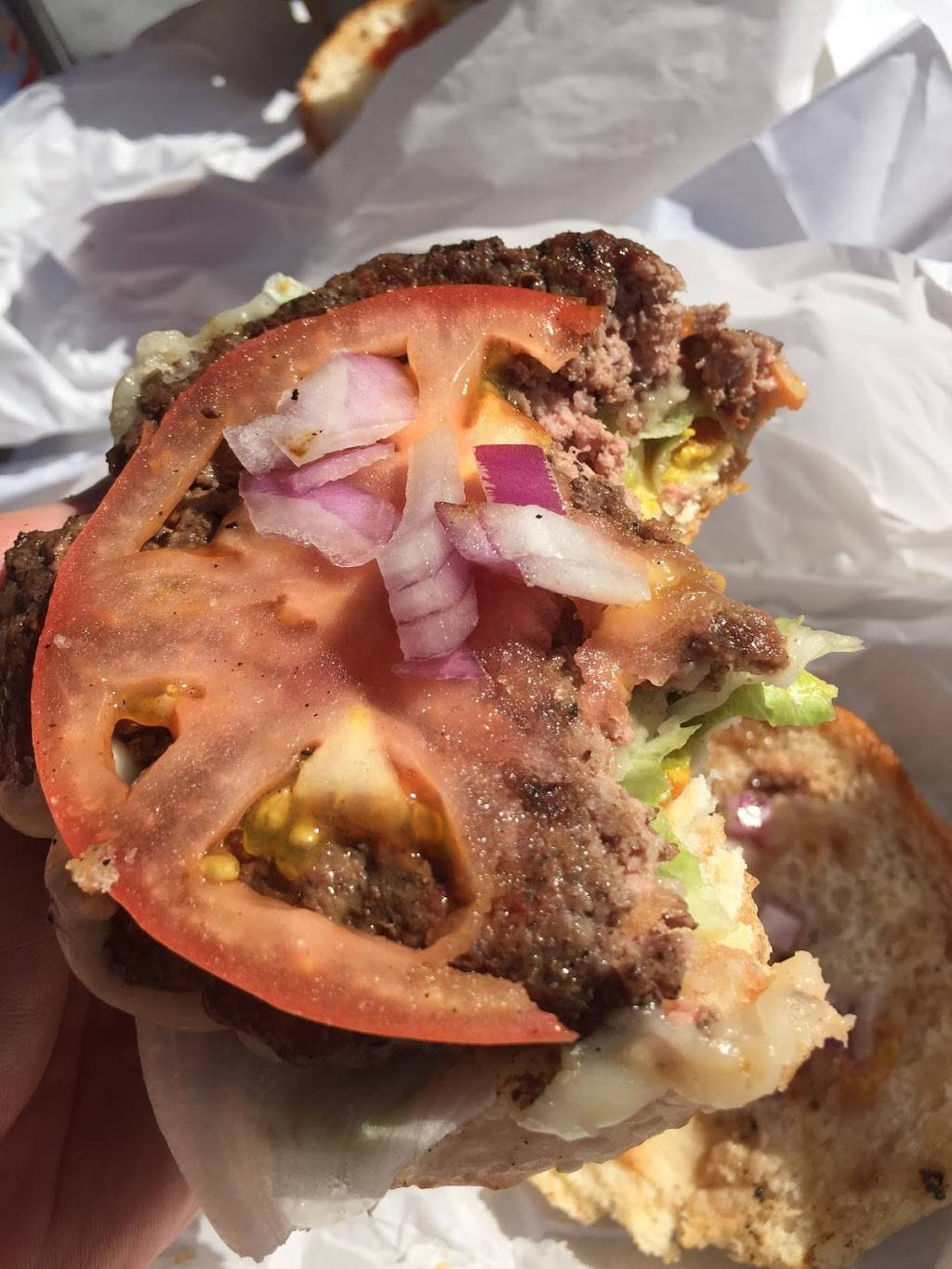 Hamburgers | restaurant | 737 Bridgeway, Sausalito, CA 94965, USA | 4153329471 OR +1 415-332-9471