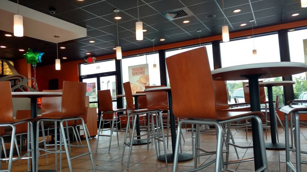 Taco Bell | meal takeaway | 401 S White Horse Pike, Magnolia, NJ 08049, USA | 8562823353 OR +1 856-282-3353