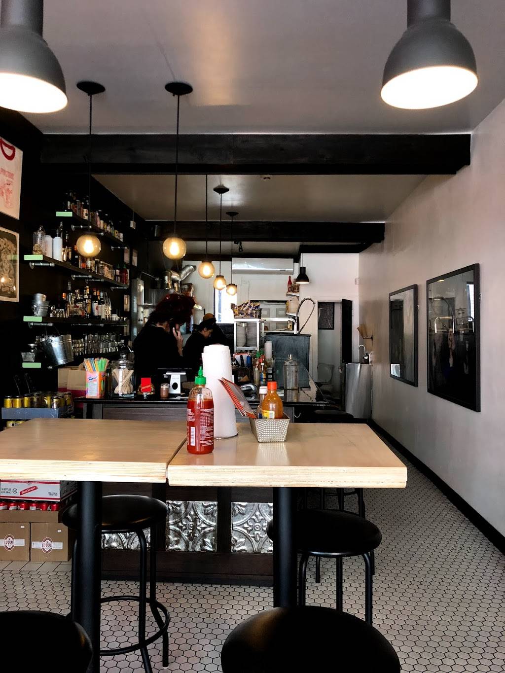 Fortune | restaurant | 6448 Boul St-Laurent, Montréal, QC H2S 3C4, Canada | 5143033111 OR +1 514-303-3111