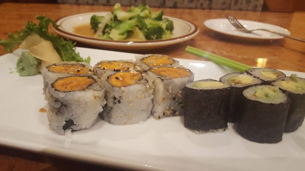 Sushi Bae | restaurant | 12492 Dillingham Square, Woodbridge, VA 22192, USA | 7038788878 OR +1 703-878-8878