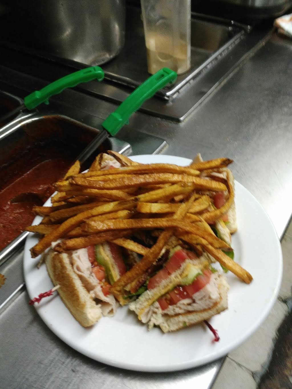 Dinos Grill | restaurant | 645 N McLean Blvd, Memphis, TN 38107, USA | 9012789127 OR +1 901-278-9127