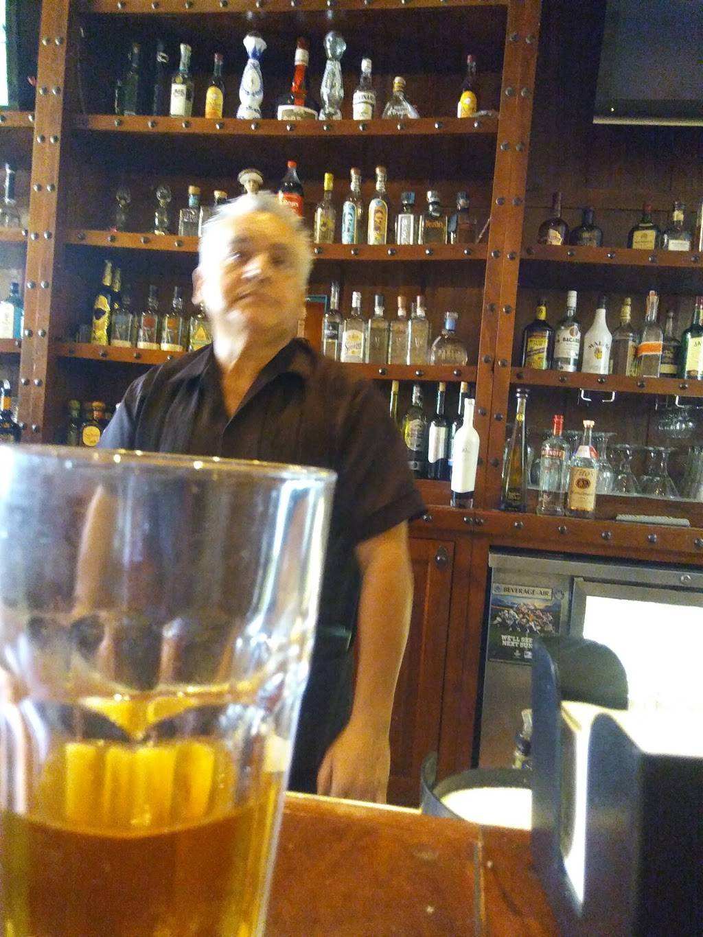 Los Reyes Bar & Grill | restaurant | 23865 Clinton Keith Rd #2, Wildomar, CA 92595, USA | 9516777177 OR +1 951-677-7177