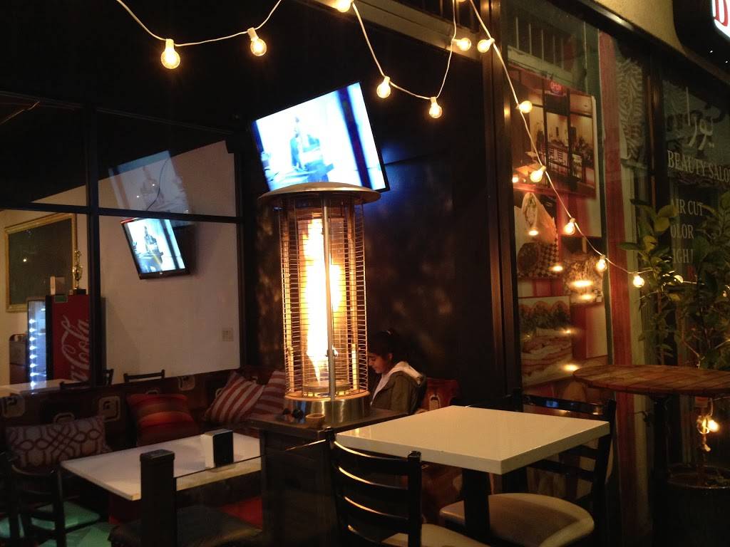 Nostal Cafe | restaurant | 19745 Ventura Blvd, Woodland Hills, CA 91364, USA | 8184564084 OR +1 818-456-4084