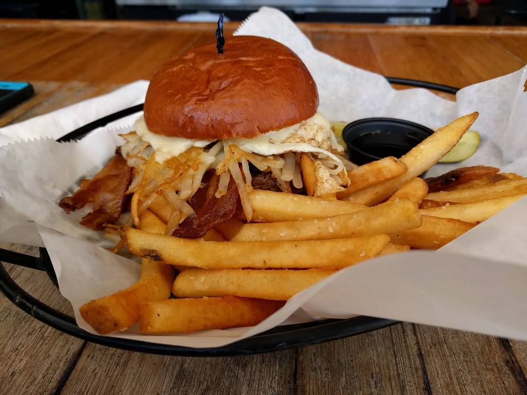 Dig & Dive | restaurant | 3525 Lancelot Ln, Wilmington, NC 28403, USA | 9102285791 OR +1 910-228-5791