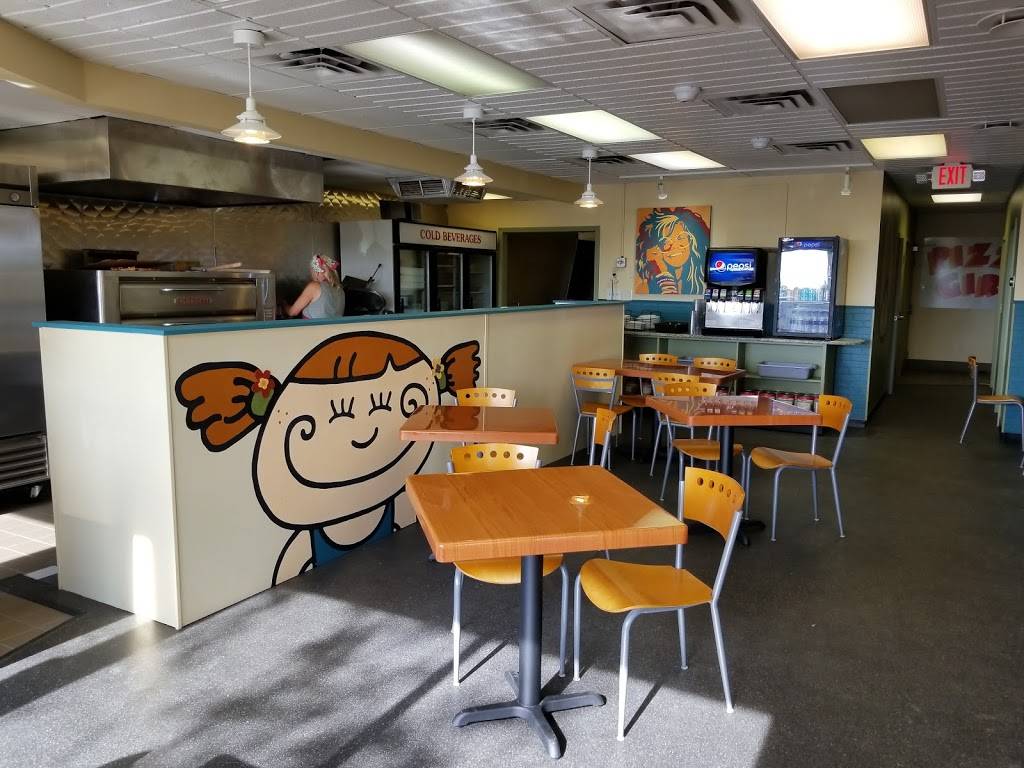 Flour Girl Pizza | restaurant | 307 Petoskey St, Petoskey, MI 49770, USA | 2318819191 OR +1 231-881-9191