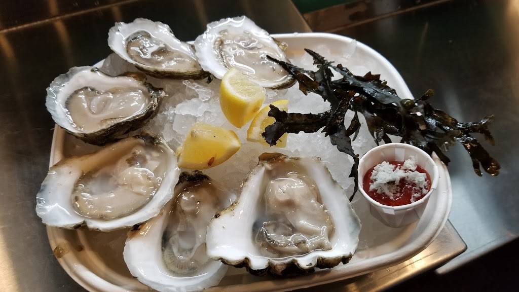 Boat Run Oyster Company | restaurant | 615 Channelside Dr Suite 5, Tampa, FL 33602, USA | 8136702370 OR +1 813-670-2370