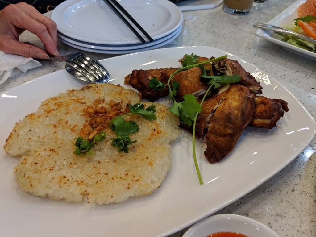 Banh Cuon Saigon | restaurant | 979 Story Rd Suite 7048, San Jose, CA 95122, USA | 4086425771 OR +1 408-642-5771