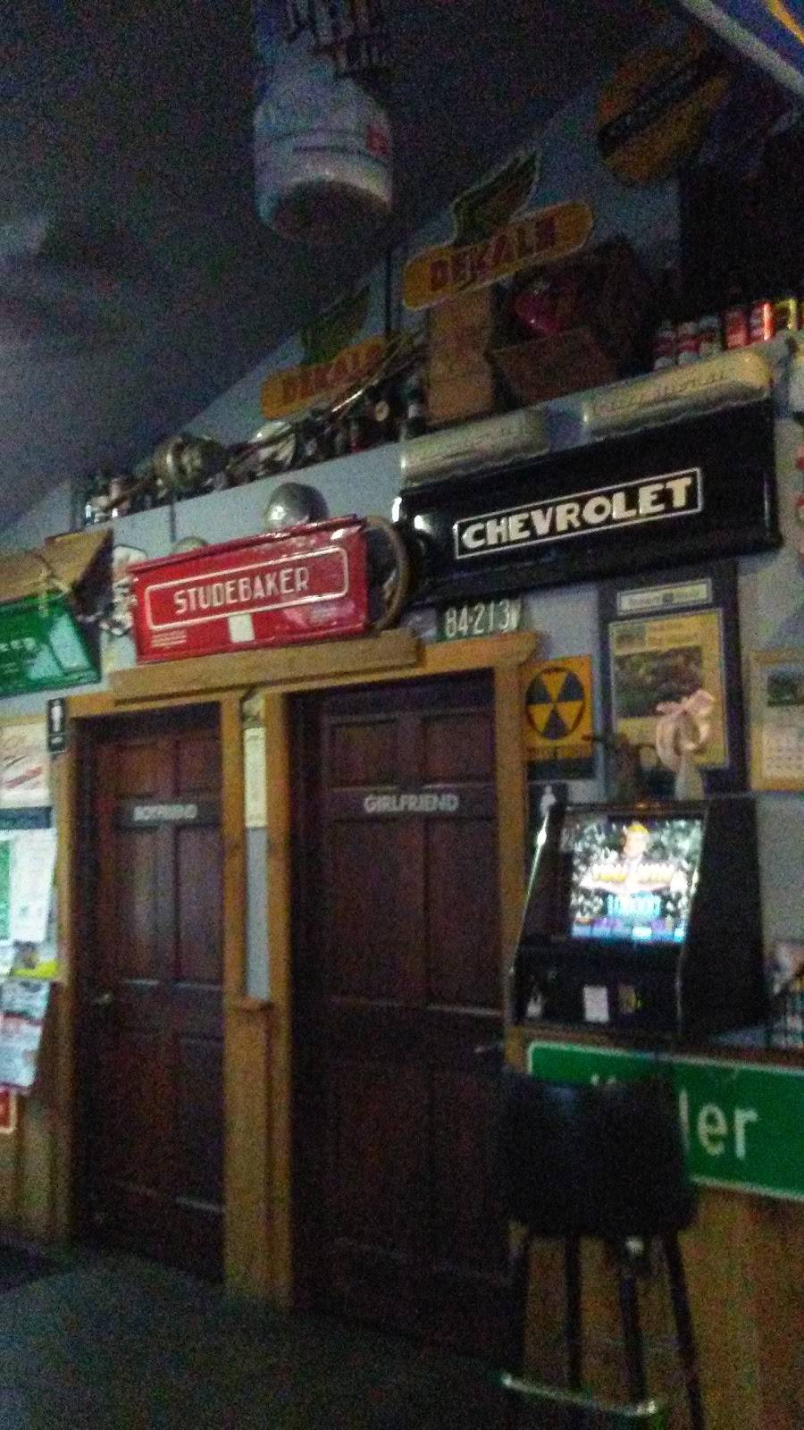 Girlfriends Bar and Grill | restaurant | 4030 Commercial St, Stitzer, WI 53825, USA | 6084851588 OR +1 608-485-1588