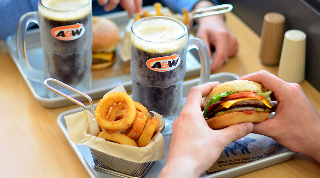 A&W Canada | restaurant | 3315 Monarch Dr, Orillia, ON L3V 7Z4, Canada | 7053275353 OR +1 705-327-5353