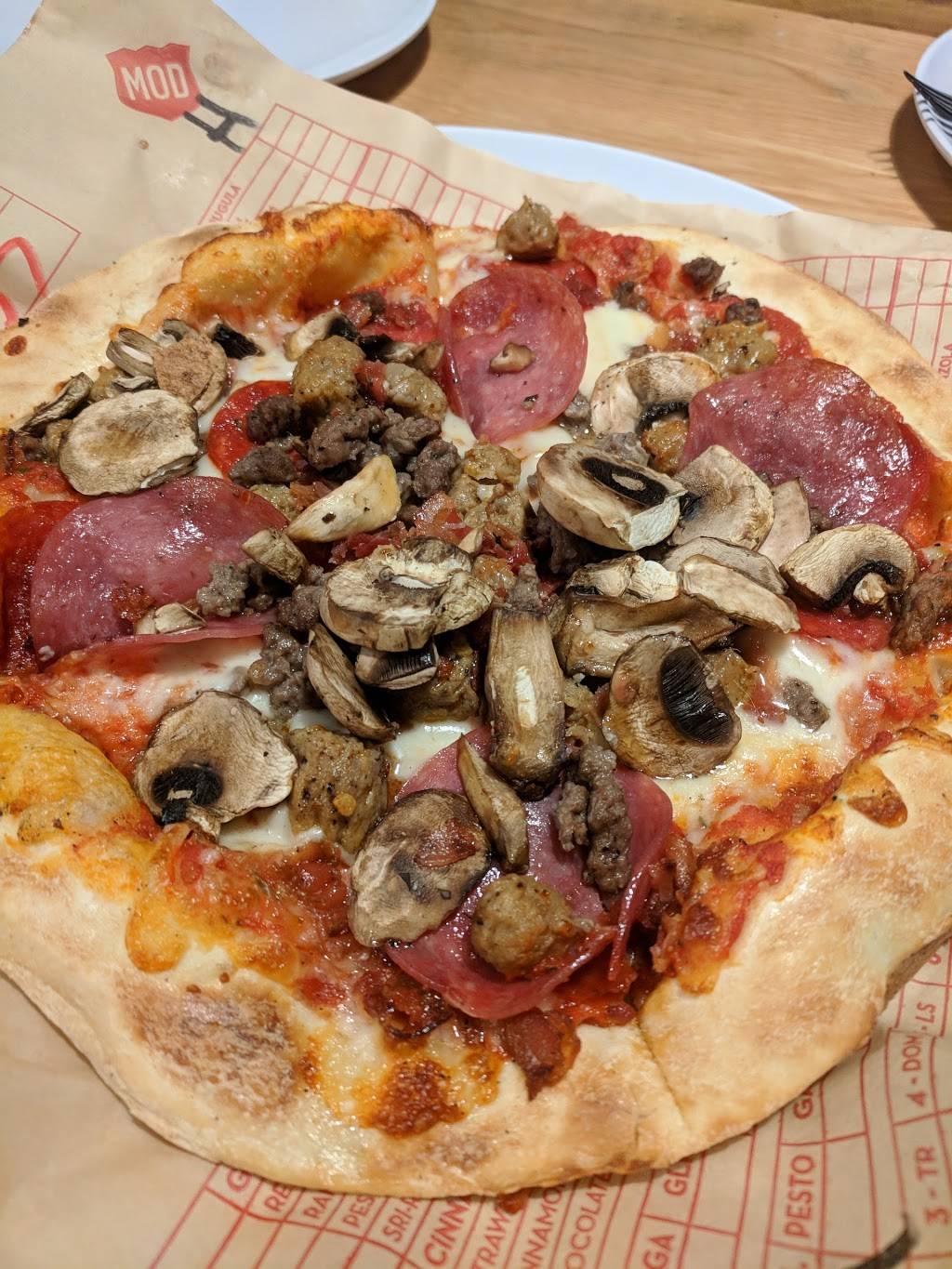 MOD Pizza | restaurant | 5040 El Cerrito Rd E004, El Cerrito, CA 94530, USA | 5103994960 OR +1 510-399-4960