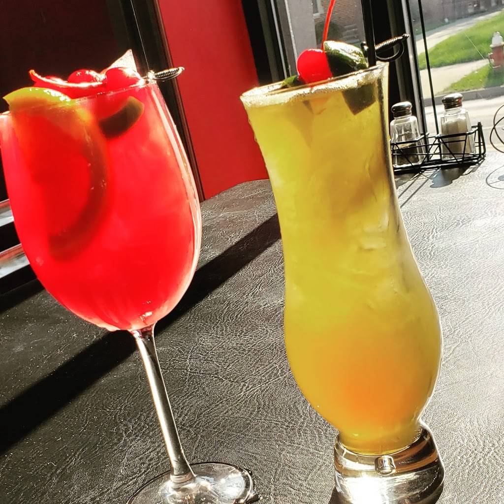 Legends Bistro | restaurant | 317 E 200th St, Euclid, OH 44119, USA | 2167381955 OR +1 216-738-1955