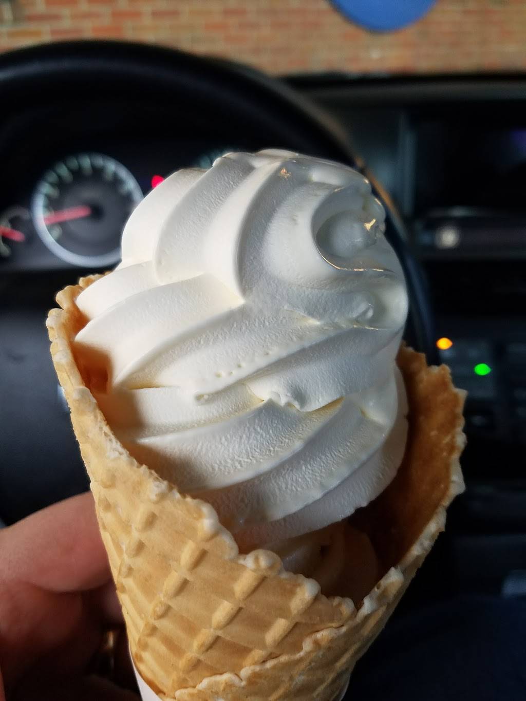 Sonic Drive-In | restaurant | 1305 N Germantown Pkwy, Memphis, TN 38018, USA | 9017539119 OR +1 901-753-9119