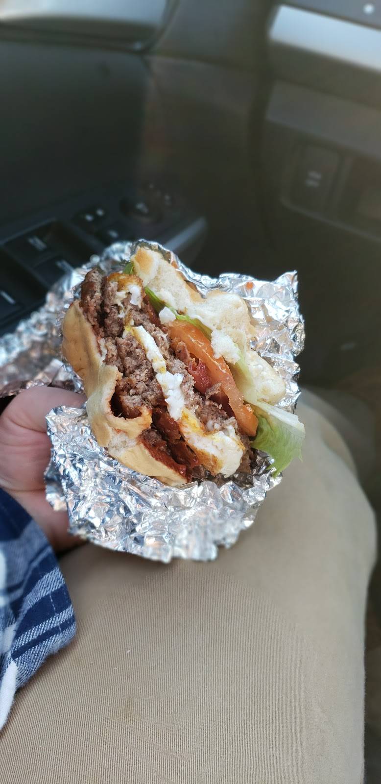 Old School Burgers | restaurant | 3494 Lee Hwy, Weyers Cave, VA 24486, USA | 5409290249 OR +1 540-929-0249