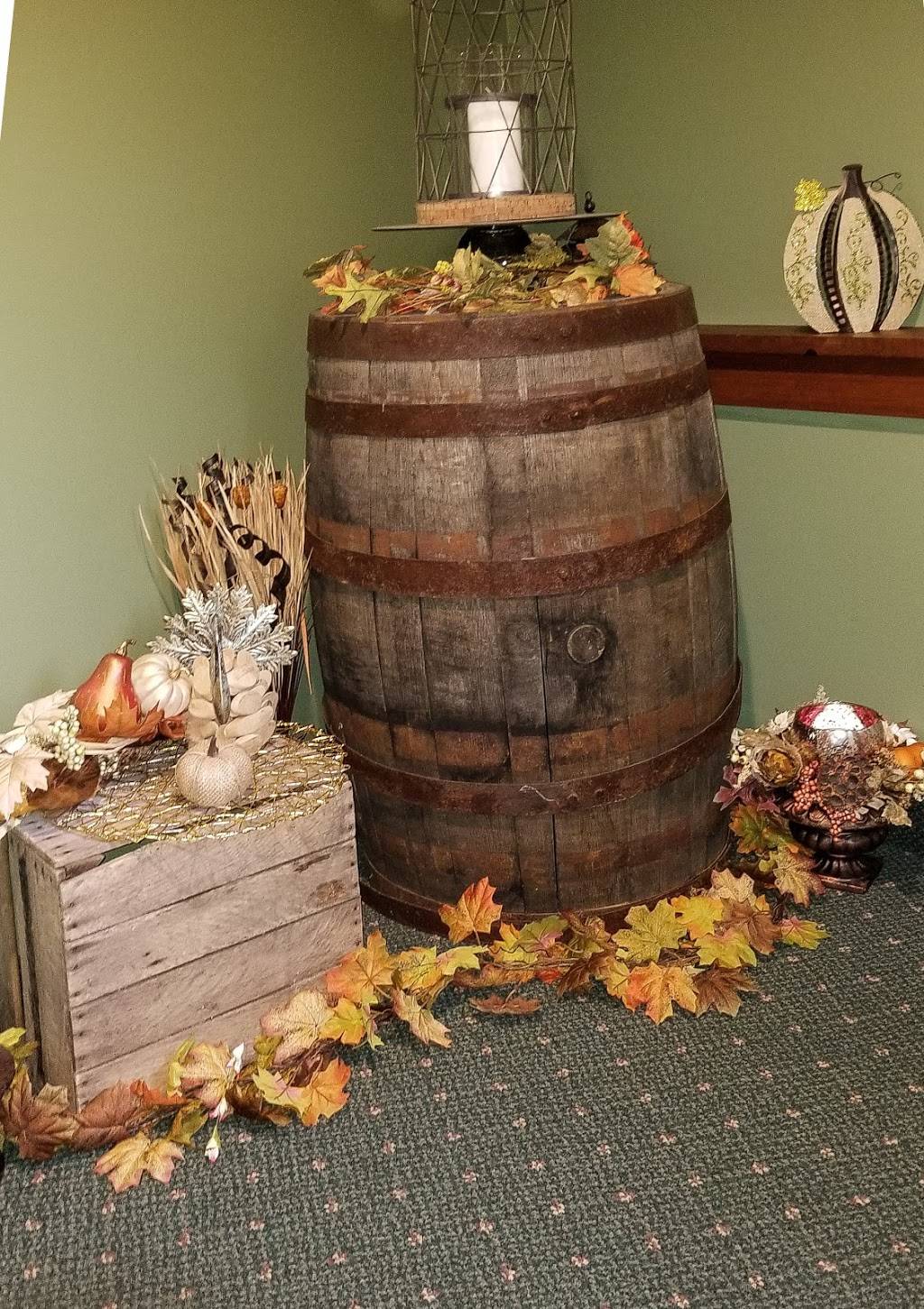 Hill Top Inn Restaurant, Banquets & Catering | restaurant | 171 Jerusalem Hill Rd, Elmira, NY 14901, USA | 6077326728 OR +1 607-732-6728