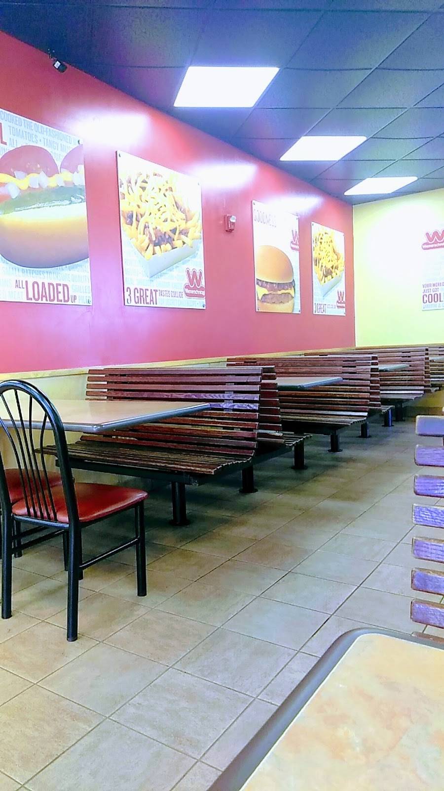 Wienerschnitzel | restaurant | 9370 W Northern Ave, Glendale, AZ 85305, USA | 6238771322 OR +1 623-877-1322