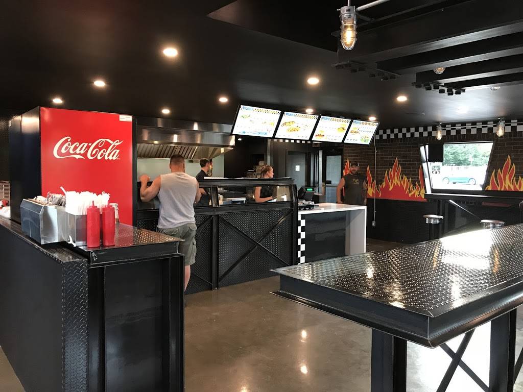 Big Boys Burgers | restaurant | 743 William St, Cobourg, ON K9A 3A7, Canada | 9053720123 OR +1 905-372-0123